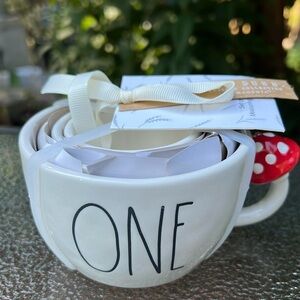 Rae Dunn mushrooms measuring cups